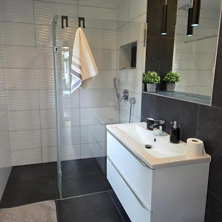 Apartman Apartamenty Nowielice Nowielice